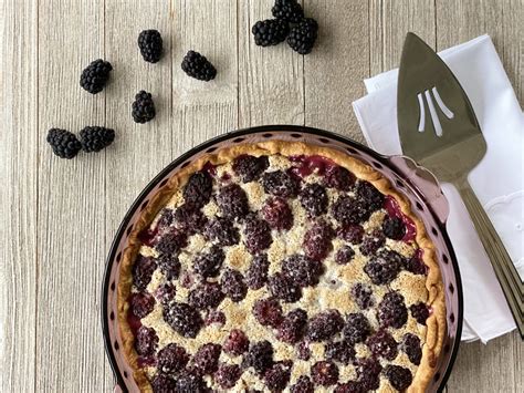 Blackberry Cream Pie - Just 5 Ingredients and Perfect for Summer