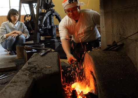 Katana Sword Making in Kyoto Japan - Tea Ceremony Japan Experiences MAIKOYA