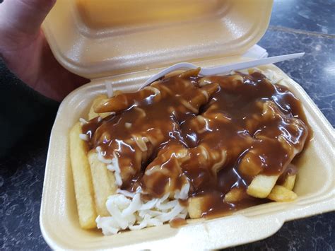 Cheesy chips with gravy from a dirty kebab shop : r/shittyfoodporn