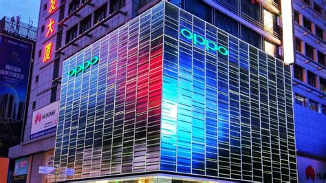 Inside OPPO's Super Flagship Store: A super retail experience - revü