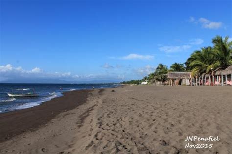 beach shore of dalampasigan - Picture of Dalampasigan Beach & Pool ...