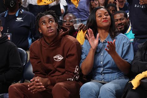 How Jaden Ivey learned from coach mom, WNBA ‘big sister’