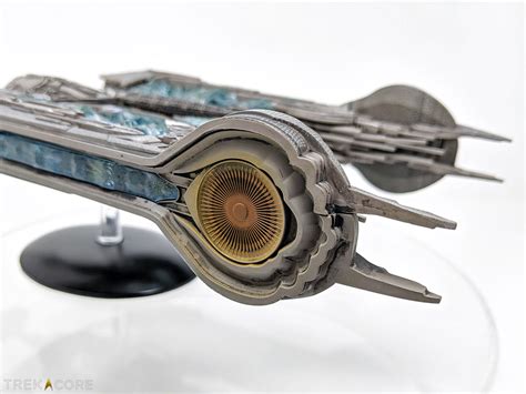 REVIEW -- Hero Collector STAR TREK: DISCOVERY Klingon Sarcophagus 'Ship ...