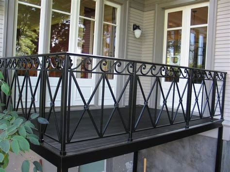 25+ Modern Balcony Railing Design Ideas With Photos