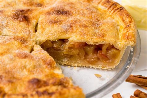 Traditional Deep Dish Apple Pie Recipe