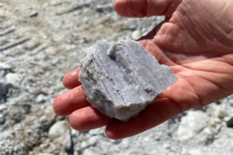 India Discovers Huge Lithium Deposits – Green Investing Co.