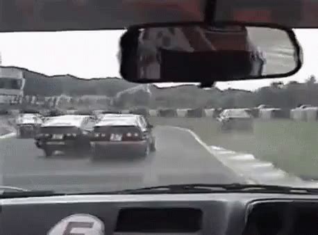 ชน รถแข่ง ตู้ม GIF - RacingCars Crash Car - Discover & Share GIFs