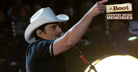 Country Music Memories: Brad Paisley's 'Online' Goes Gold