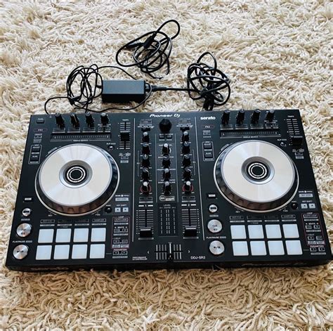 Pioneer DDJ-SR2, Hobbies & Toys, Music & Media, Musical Instruments on ...