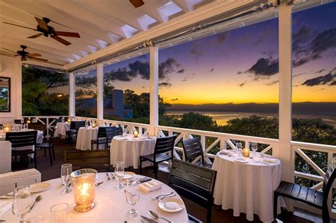 10 Best Restaurants in Harbour Island, Bahamas