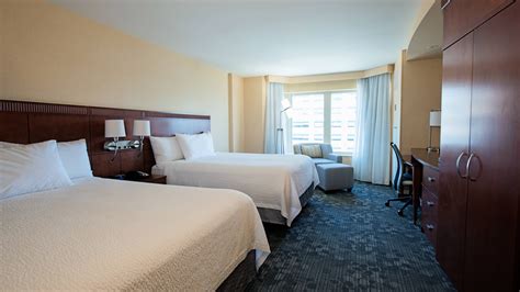 Hotels Downtown Halifax | Courtyard Halifax Downtown