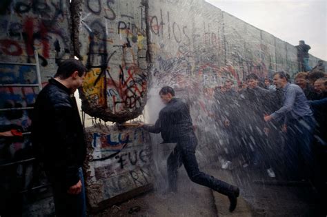 History Obsessed - This Day In History: Reagan Calls For Gorbachev To Tear Down The Berlin Wall