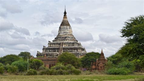 Bagan Pagodas - A Walk in the World - Best Bagan Temples and Pagodas