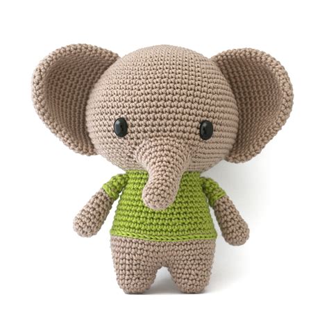 Toy Patterns by DIY Fluffies : Joe the elephant crochet pattern