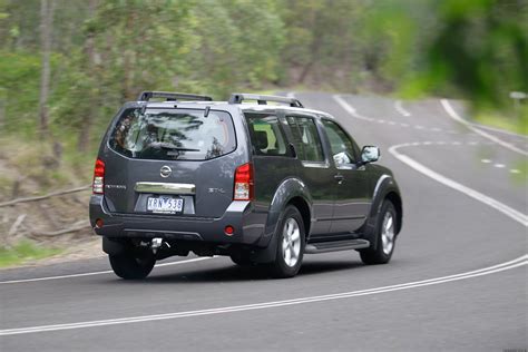 2018 Nissan Navara SUV spied testing - Photos (1 of 9)