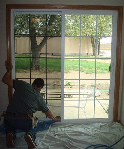 Window treatment ideas - The advantages of home window tint shades