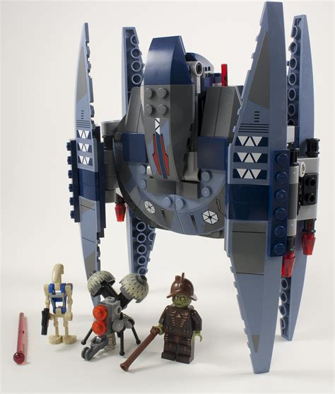 Boris Bricks: LEGO Star Wars #75041 Vulture Droid Review