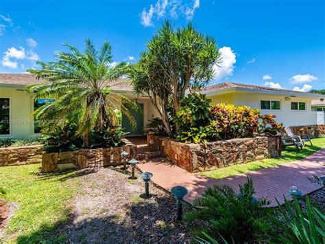 33176, FL Real Estate & Homes for Sale | realtor.com®