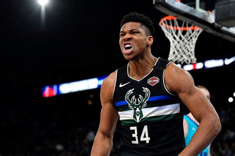 Giannis Antetokounmpo signs record $228 million Bucks contract