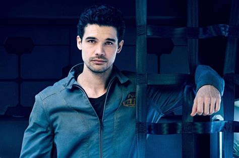 The Expanse Season 1 Cast Photos - TV Fanatic