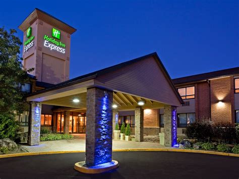 Holiday Inn Express Toronto East - Scarborough Hotel by IHG