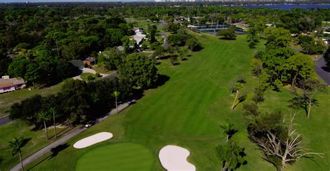 St. Petersburg Country Club - Golf Property