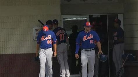 Tim Tebow Wears #15 Jersey to 1st Day of Mets Camp