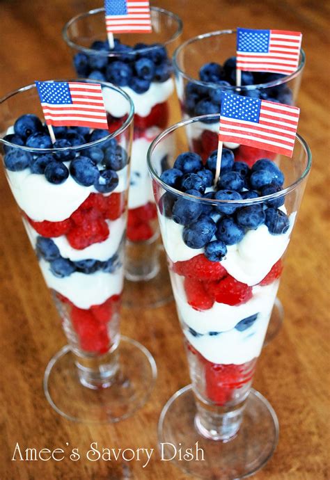 Skinny Berry Parfaits | patriotic dessert recipe | Amee's Savory Dish