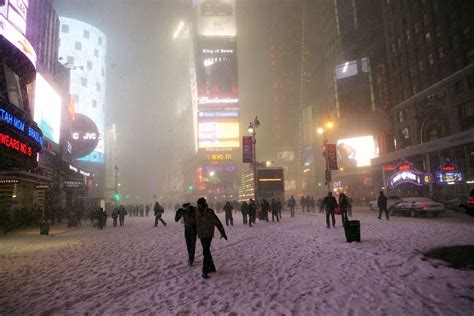 Times Square, snow storm, Broadway | Dan Nguyen | Flickr