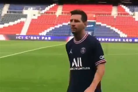 Lionel Messi's PSG shirt number confirmed after first…