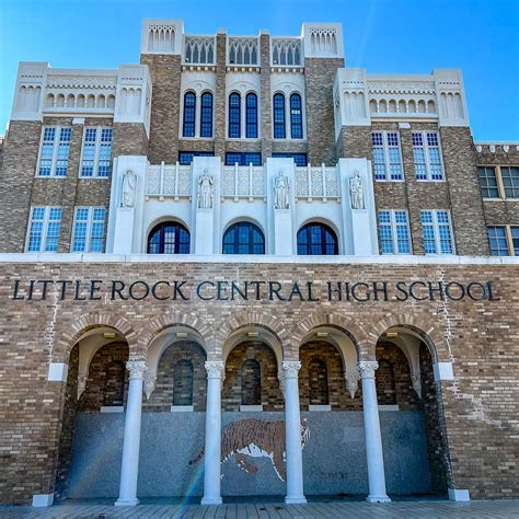 Tour Central High School In Little Rock - An Essential (And FREE) Activity