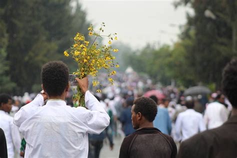 Irreecha celebration | Celebrities, Oromo people, Couple photos