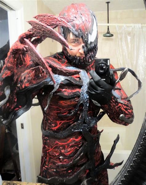 NEW HALFMASK CARNAGE COSPLAY COMPLETED by symbiote-x on DeviantArt