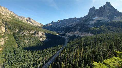 washington pass overlook | 4 Radical Roadschoolers and a Fat Cat