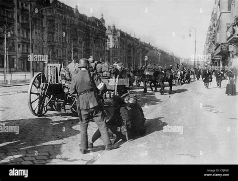 Government troops during the Spartacist uprising, 1919 Stock Photo - Alamy