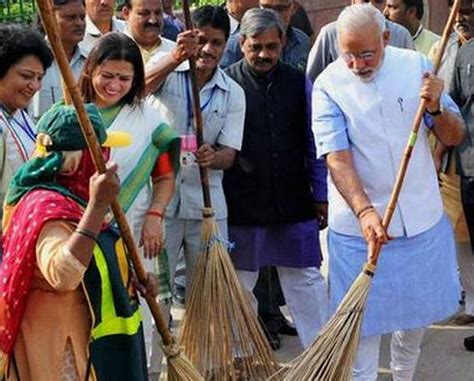 Contribution of women in Swachh Bharat Mission immense: Modi