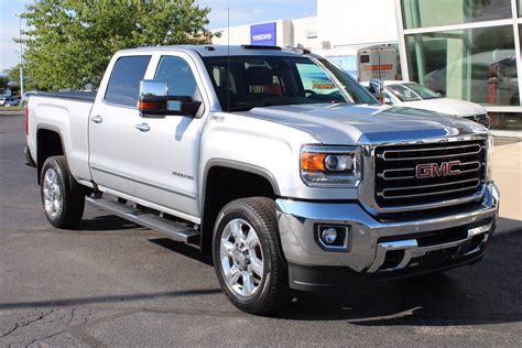 Pre-Owned 2018 GMC Sierra 2500HD SLT Crew 4WD Z71 Crew Cab Pickup in Perrysburg #P20-837A ...