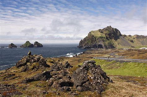 Vestmannaeyjar Map - South Iceland - Mapcarta