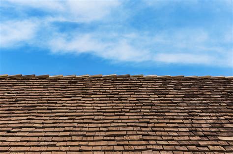 Tips For Maintaining Wood Shingle Roofs - Pacific Coast Roofing Service ...