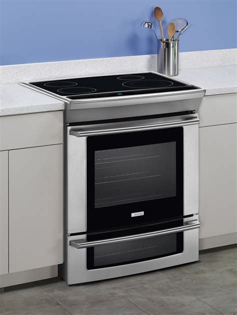 Best 5 Induction Ranges with Double Oven (Slide In/ Freestanding) - Essential List