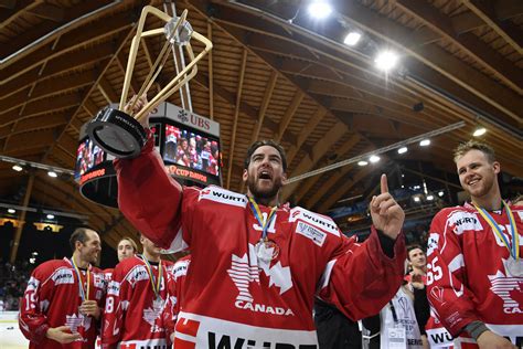 Zum dritten Mal in Serie: Team Canada gewinnt den Spengler Cup | Olympic hockey, Team canada ...