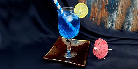 Blue Lagoon Mocktail Recipe - Mads' Cookhouse