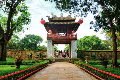 Temple Of Literature In Hanoi - Hanoi Attractions