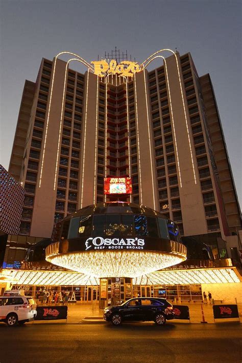 The Plaza Hotel Las Vegas – Retro Cool in Downtown