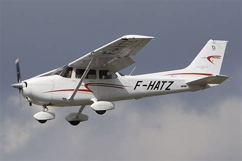 Cessna 172 - Wikipedia