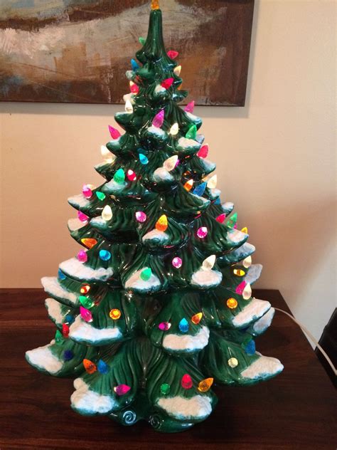 24" Large Vintage Atlantic Mold Ceramic Christmas Tree | Ceramic ...