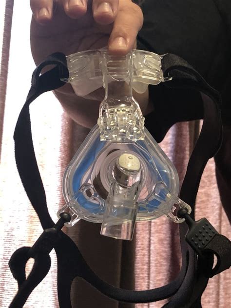 Apria CPAP Mask- Large for Sale in La Mesa, CA - OfferUp