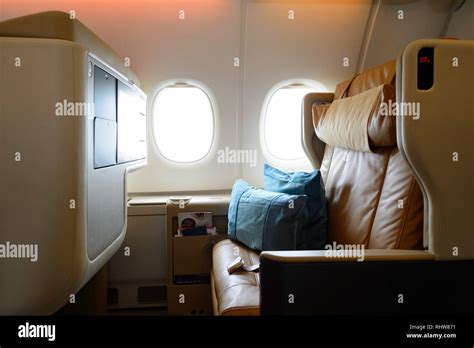 HONG KONG- NOVEMBER 03, 2015: interior of Singapore Airlines Airbus ...