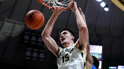 Zach Edey stands tall as No. 4 Purdue handles Hofstra - Newsday