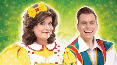 King's Theatre Glasgow panto cast confirmed for Jack and the Beanstalk - Stageberry